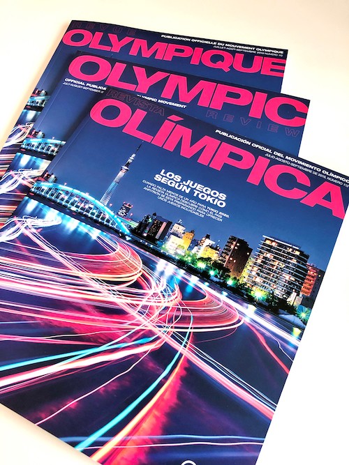 Tres ejemplares de la Revista Olímpica