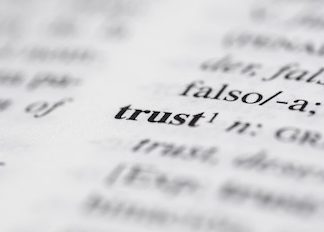 ¿Traduzco ‘trust’ como fideicomiso? Trust en un diccionario