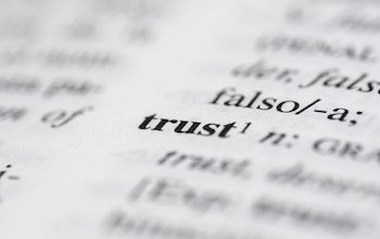 ¿Traduzco ‘trust’ como fideicomiso? Trust en un diccionario