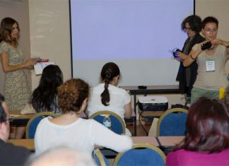 Reseña del taller «Con cabina o sin ella: la simultánea y yo» Taller de simultánea