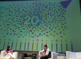 Desde la atalaya de la lengua: coloquio sobre la maresía lingüística Charla entre Ana González y Elena Álvarez Mellado.