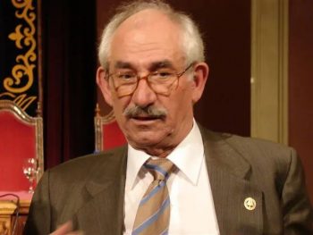 José Martínez de Sousa.